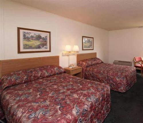 Masters Inn I-26 Cayce Екстериор снимка